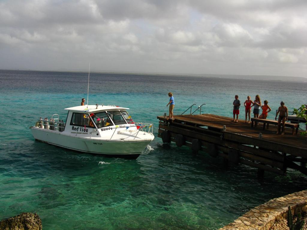 贝尔马尔海滨公寓式酒店 Bonaire 外观 照片