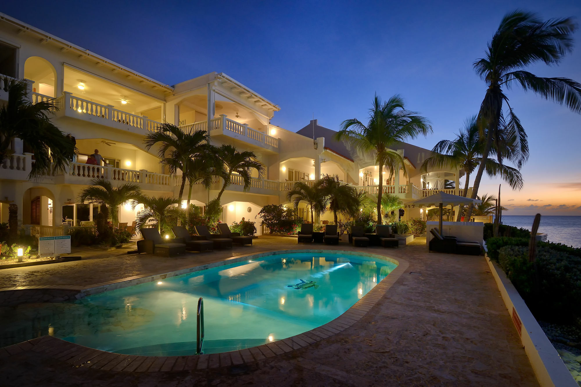 贝尔马尔海滨公寓式酒店 Bonaire 外观 照片